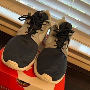 Nike Rosherun HYP QS